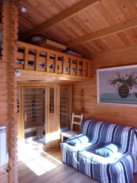 Gite La Paillote Montauroux Værelse billede